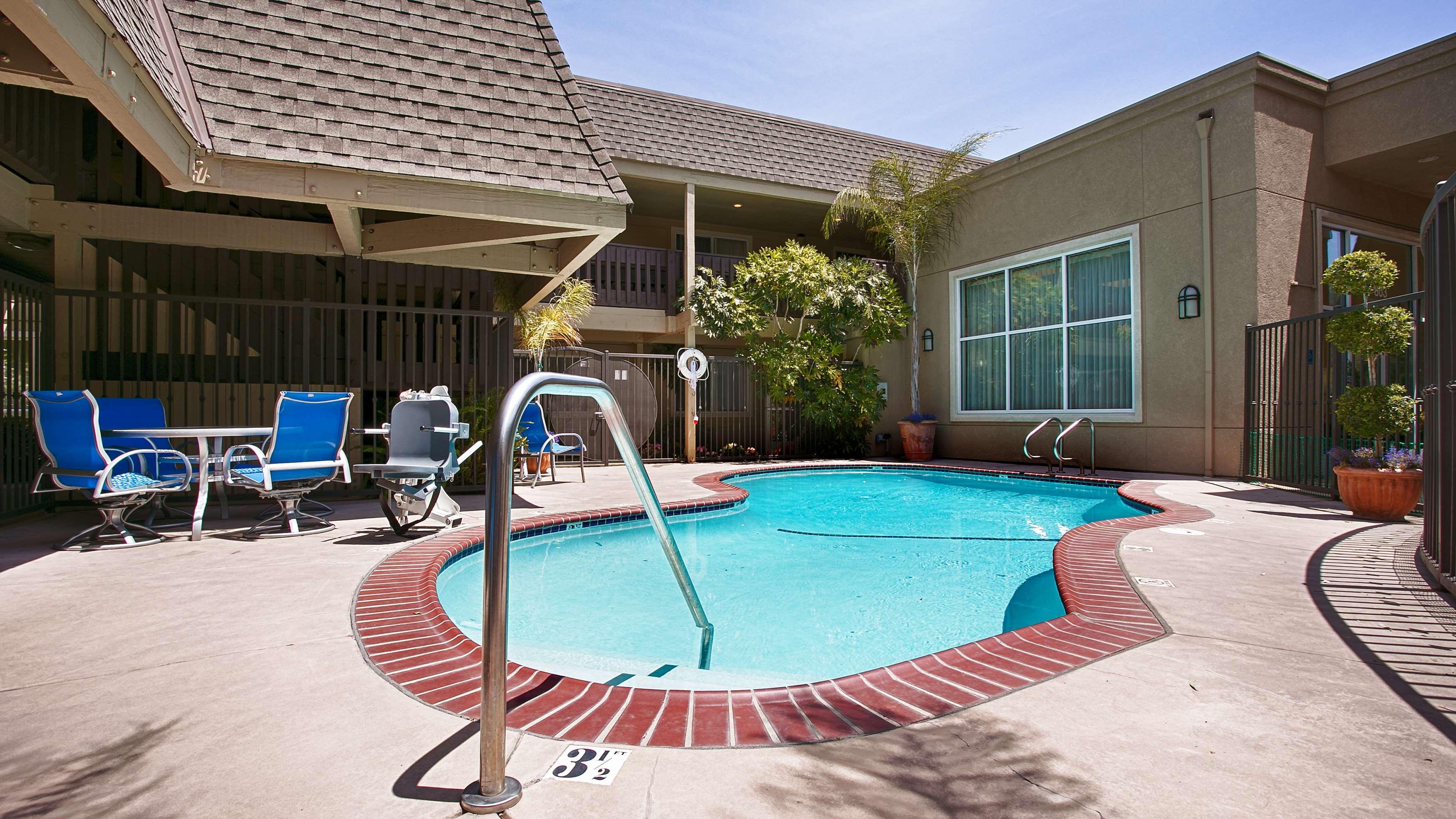Best Western Danville Sycamore Inn Exterior foto